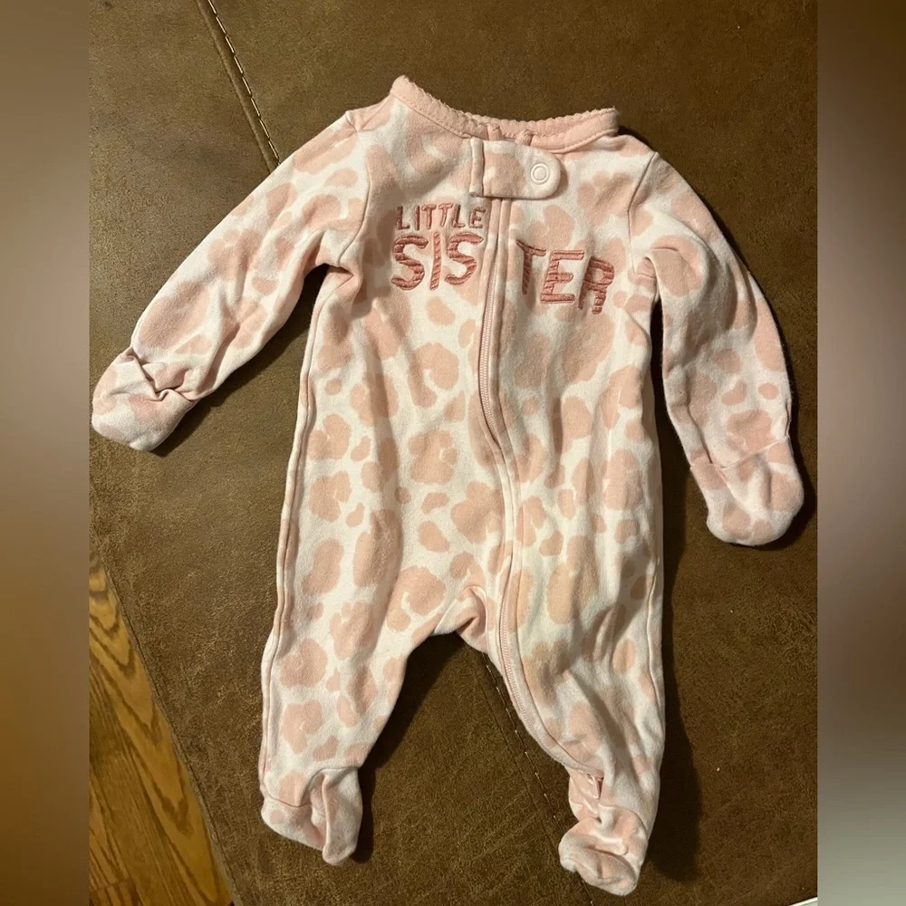 Carters Infant Newborn Sleeper 0 - Picture 1 of 2